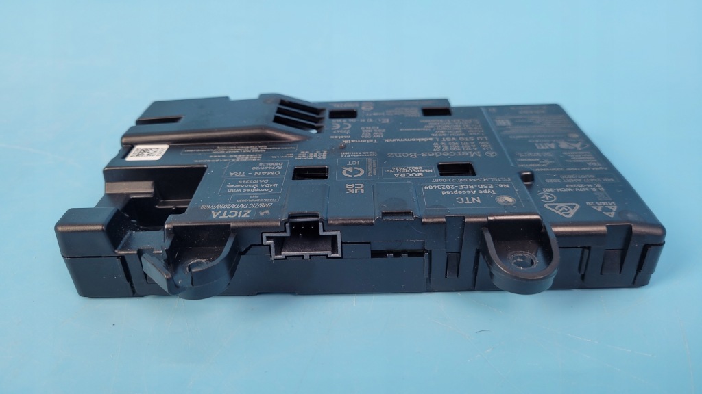 Mercedes x247 glb 200 23r модуль блок керування telematic a1779003709 Київ