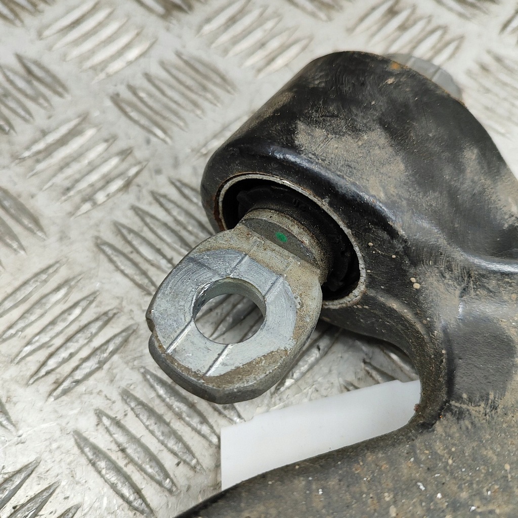 фото №6, Peugeot 3008 iii 2024 правая сторона нижний рычаг передний