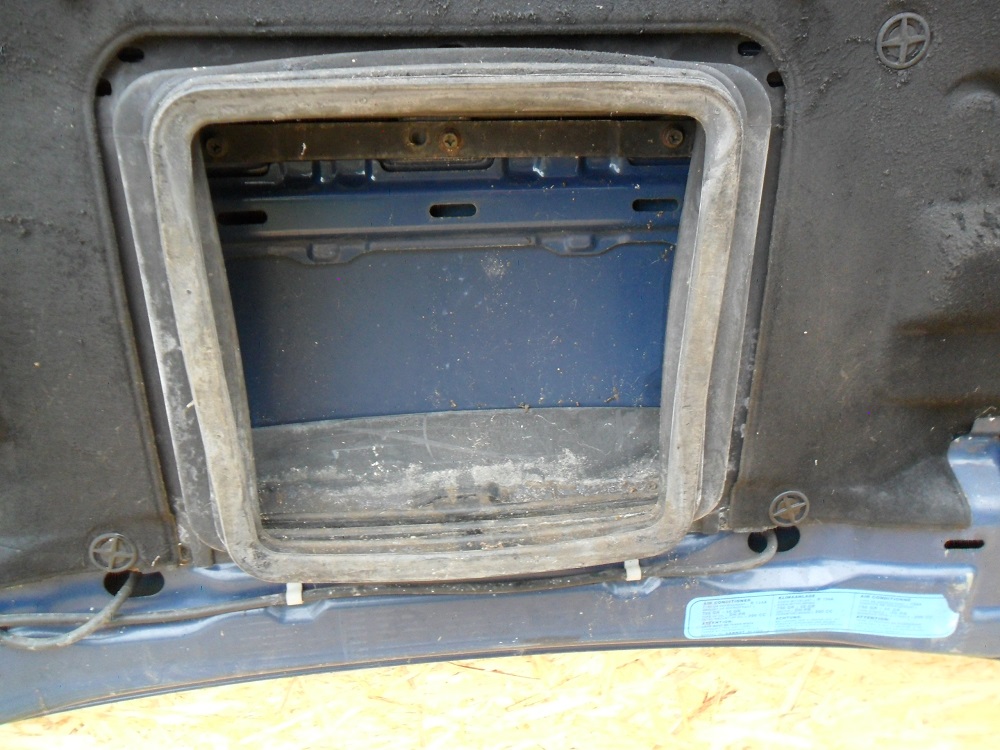 фото №11, Nissan terrano ii r20 1998- капот