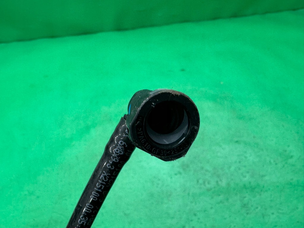 Шланг пального паливний патрубок peugeot 301 1.2 vti 12- citroen celysee Зі Шроту