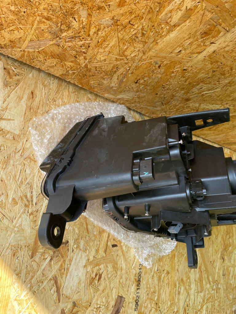 фото №15, Лампа права jeep grand cherokee wk2 lift srt!