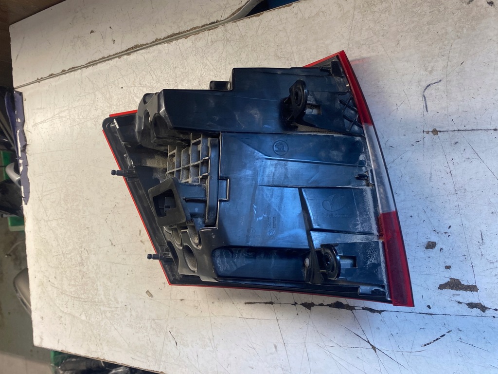 фото №9, Skoda octavia iii kombi лампа правый задняя