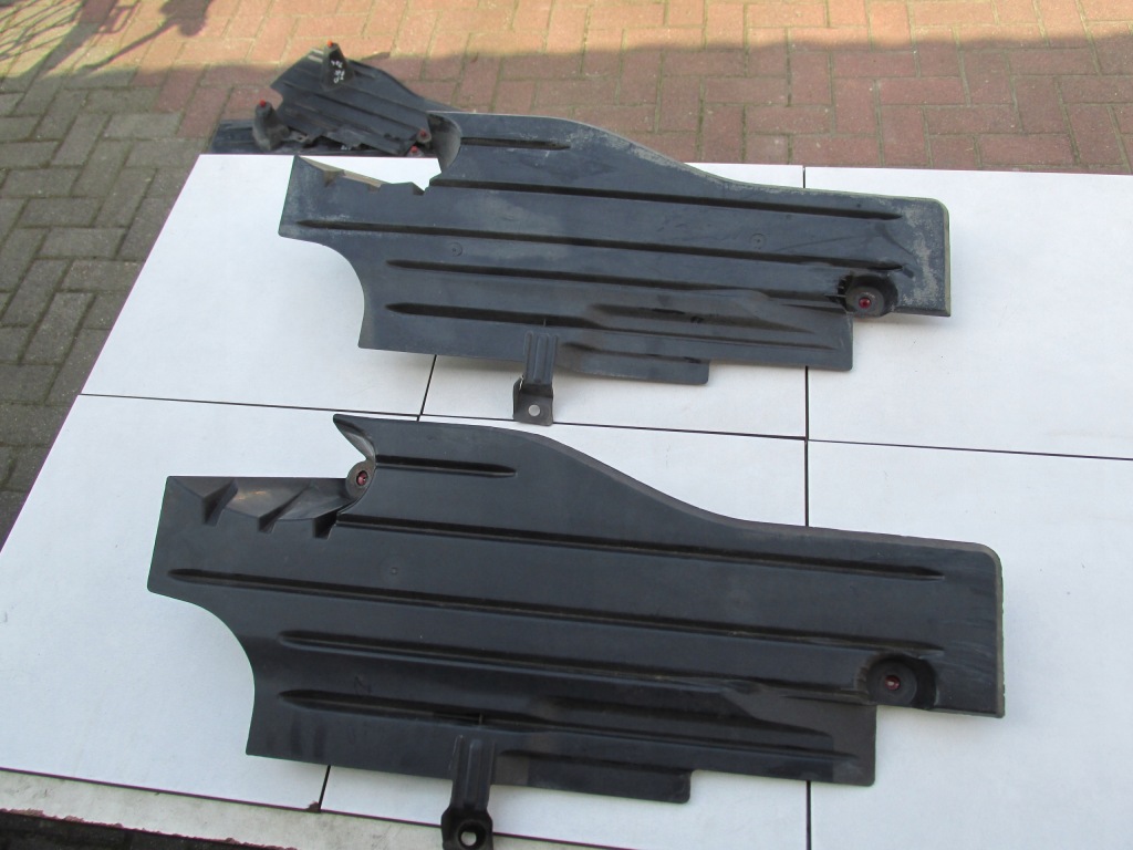 Накладка подвеска focus mk3 универсал hb c-max mk2 Цена