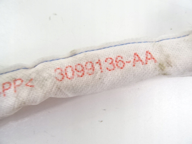 фото №13, Шторка безопасности воздушная jaguar оригинальный номер j9c3-14k159-ac