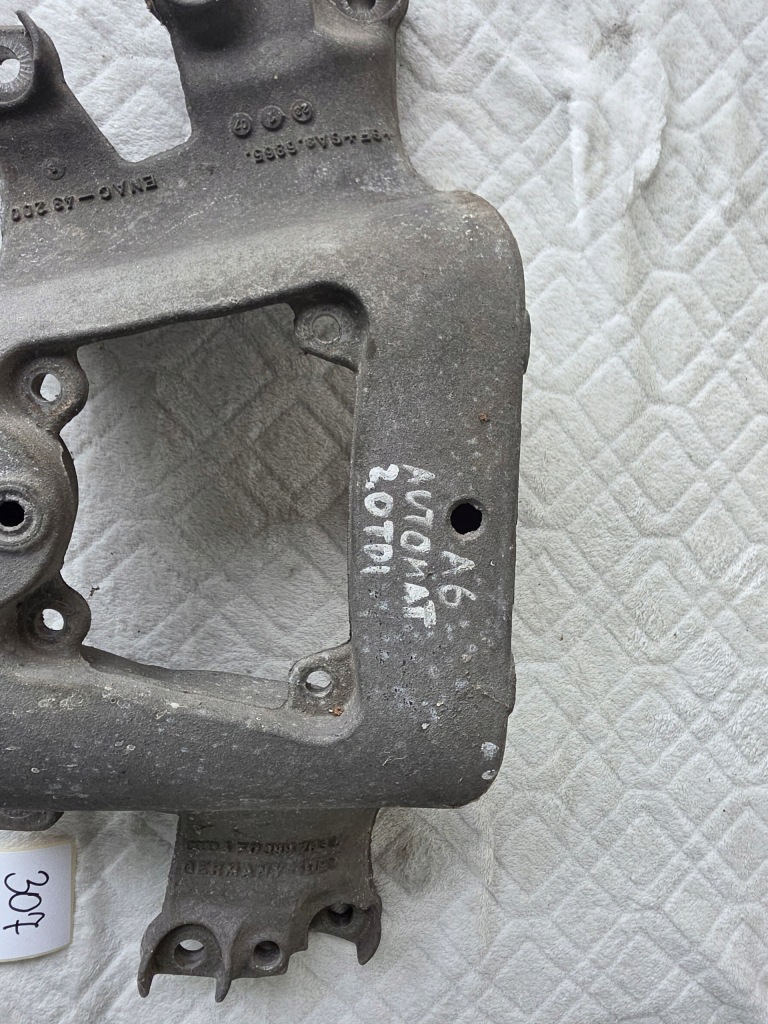 Кронштейн крепеж опора коробки audi a6 c6 4f0399263l Недорого