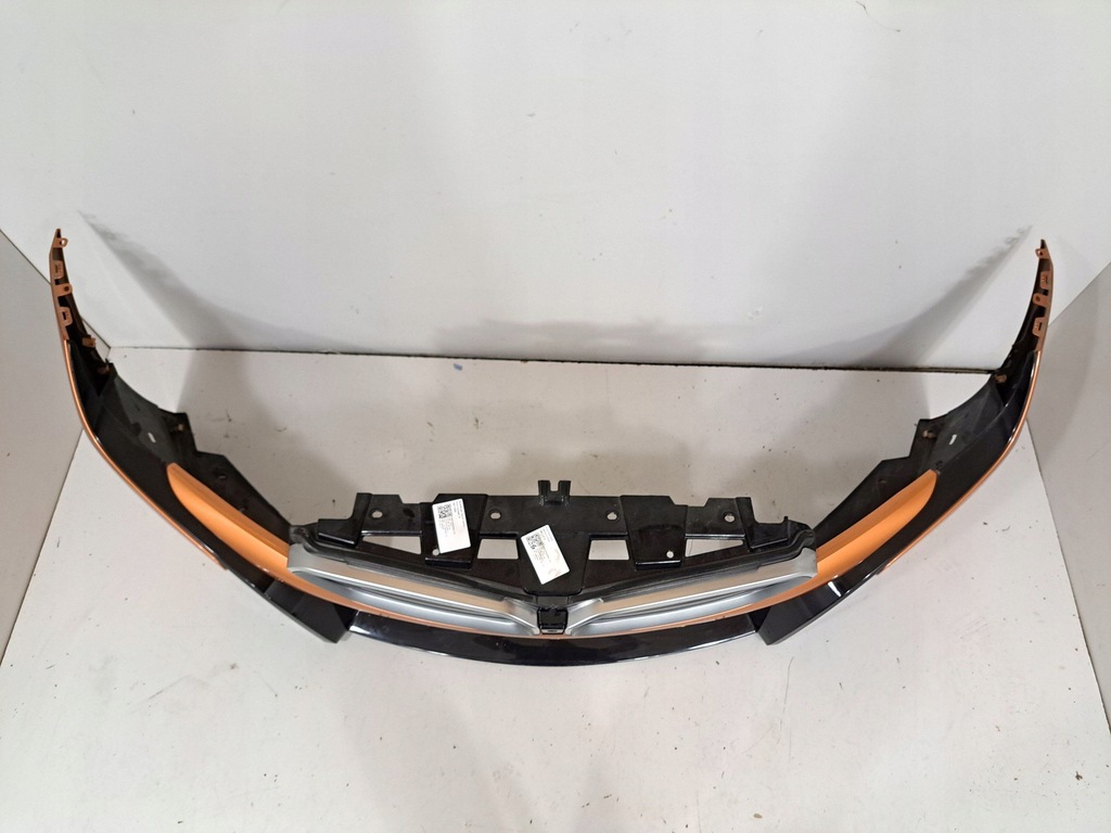 фото №14, Bmw i8 2018 бампер передній