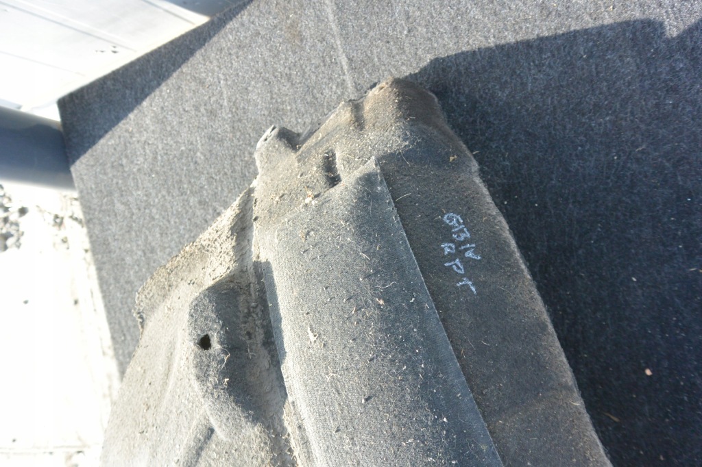 Купити Підкрилок комплект  праве перед maserati ghibli iii