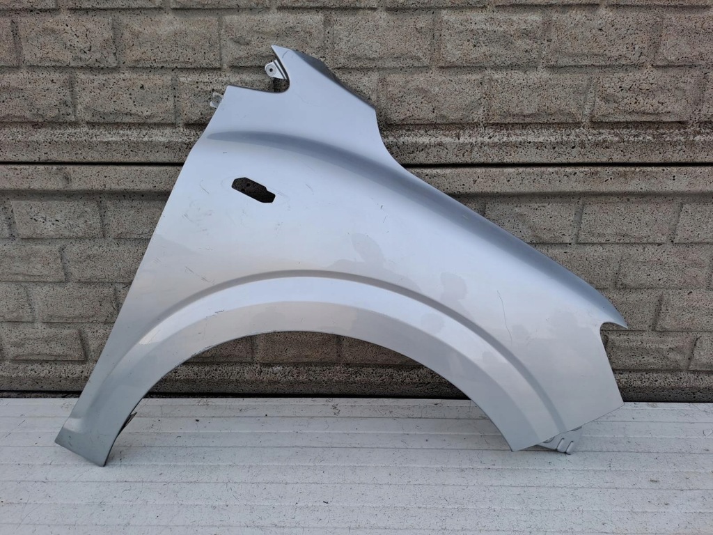 фото №1, Dacia sandero iii 3 крыло передний правый оригинал