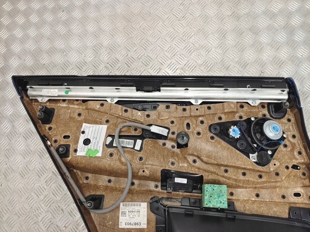 фото №14, Bmw f07 обшивка оббивка двері шторка комплект