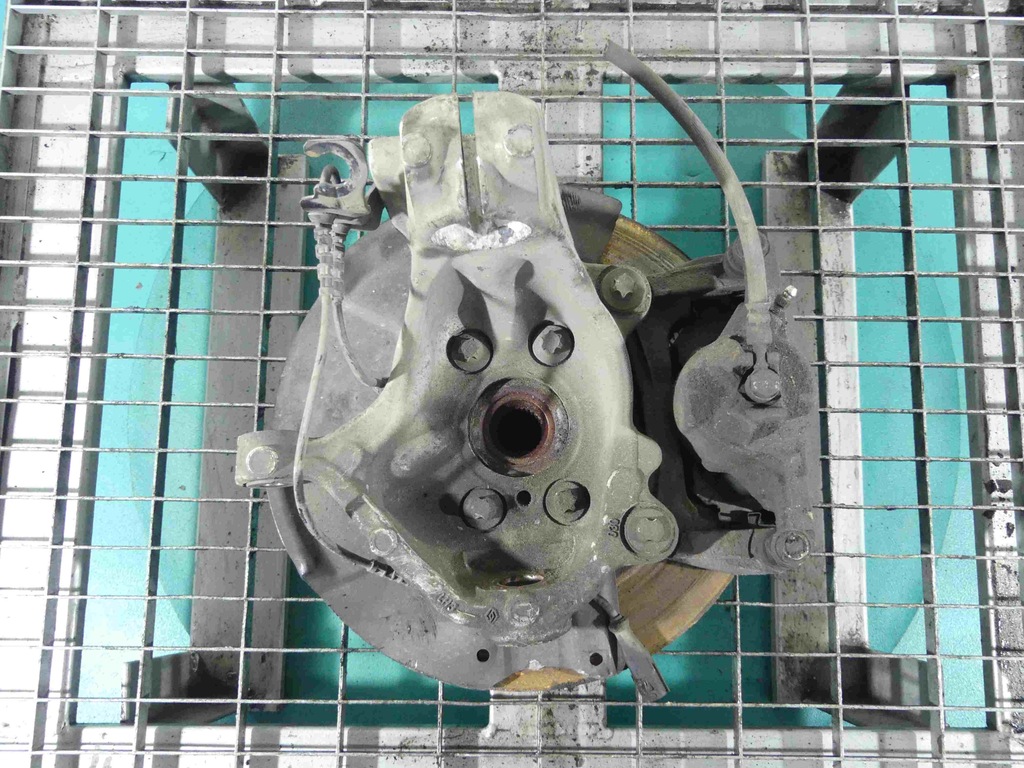 фото №2, Поворотний кулак ліва ступиця перед renault talisman