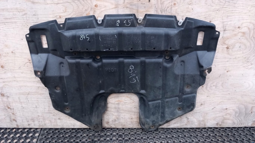 Купить Lexus is200 2.0b накладка под двигатель пол