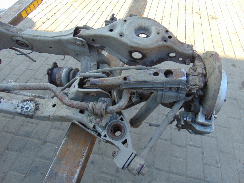 фото №9, Балка oś подвеска задняя задние подрамник подрамник infiniti fx 35 i 2003r- 4x4 eu