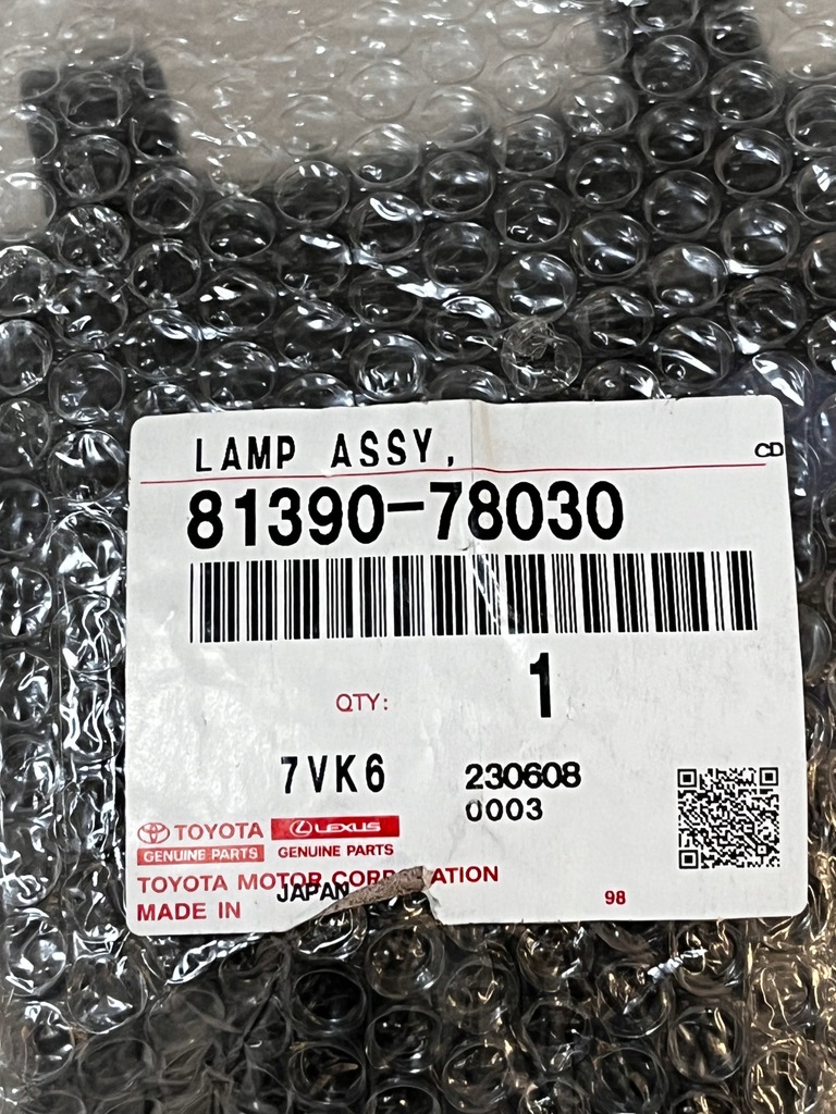 фото №12, Противотуманная фара подсветка поворота lexus nx 22- левый