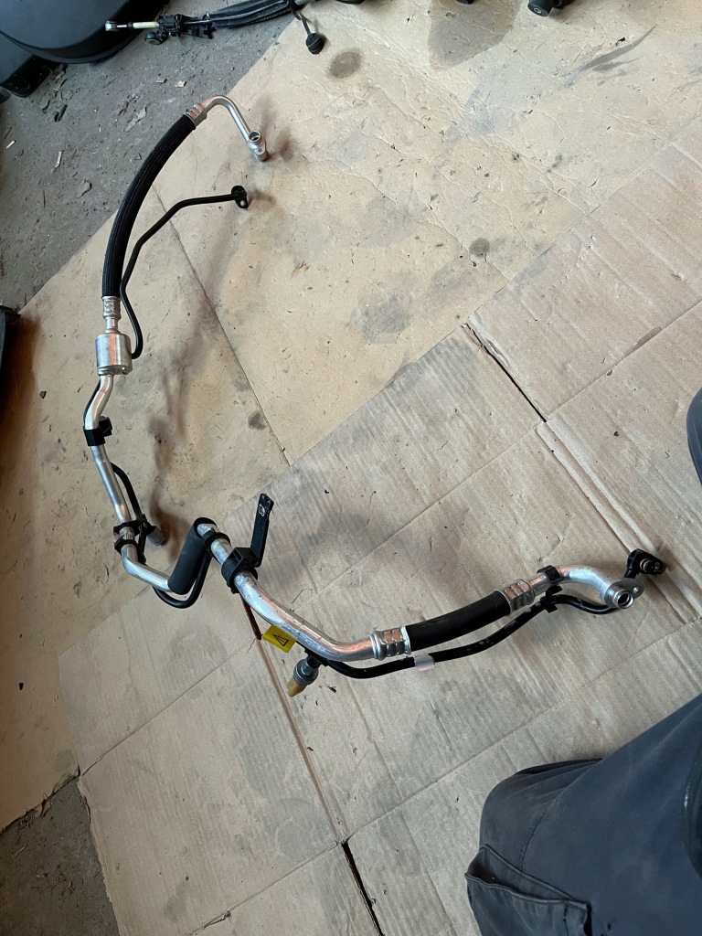 Купити Дроти кондиціонера citroen peugeot 1,2 thp 9826371880