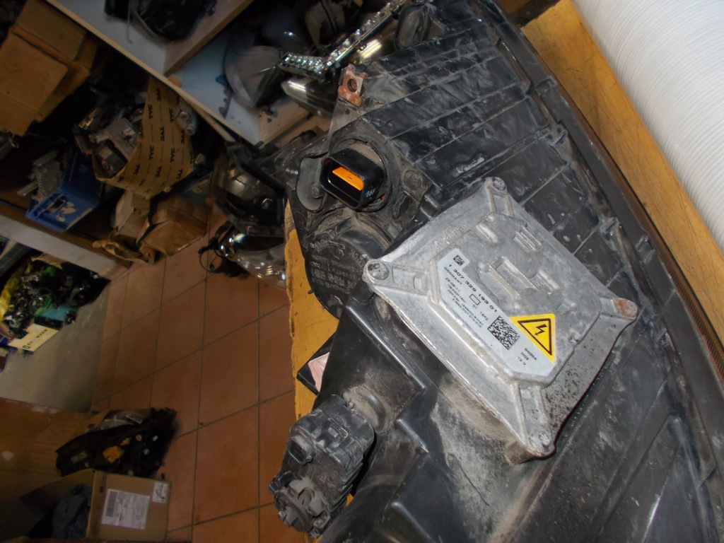 фото №6, Kia sorento ксенон левая комплектная europa