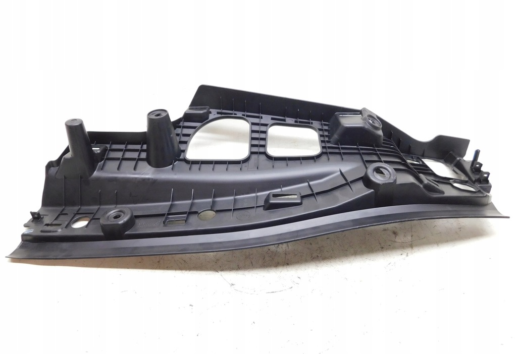 фото №2, Защита порог стойка правая - alfa romeo stelvio