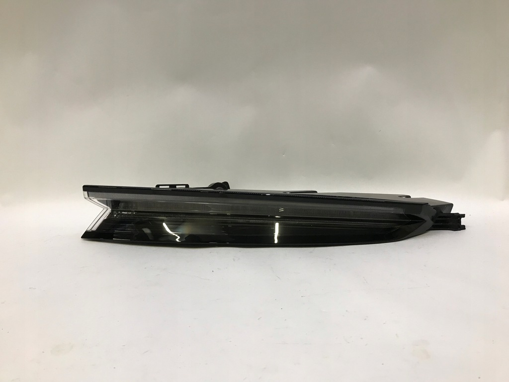 фото №1, Porsche taycan лампа задня права full led usa