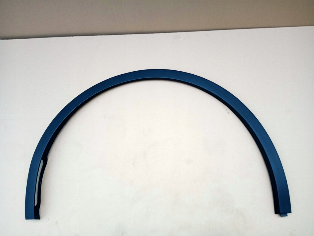 фото №1, Tesla y левая молдинг крыла перед