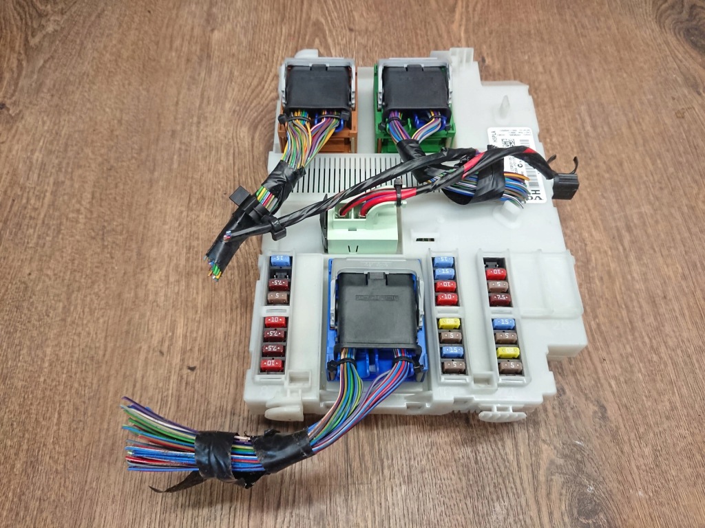 фото №1, Volvo s60 ii v70 iii модуль bsi cg9t-14c256-fa