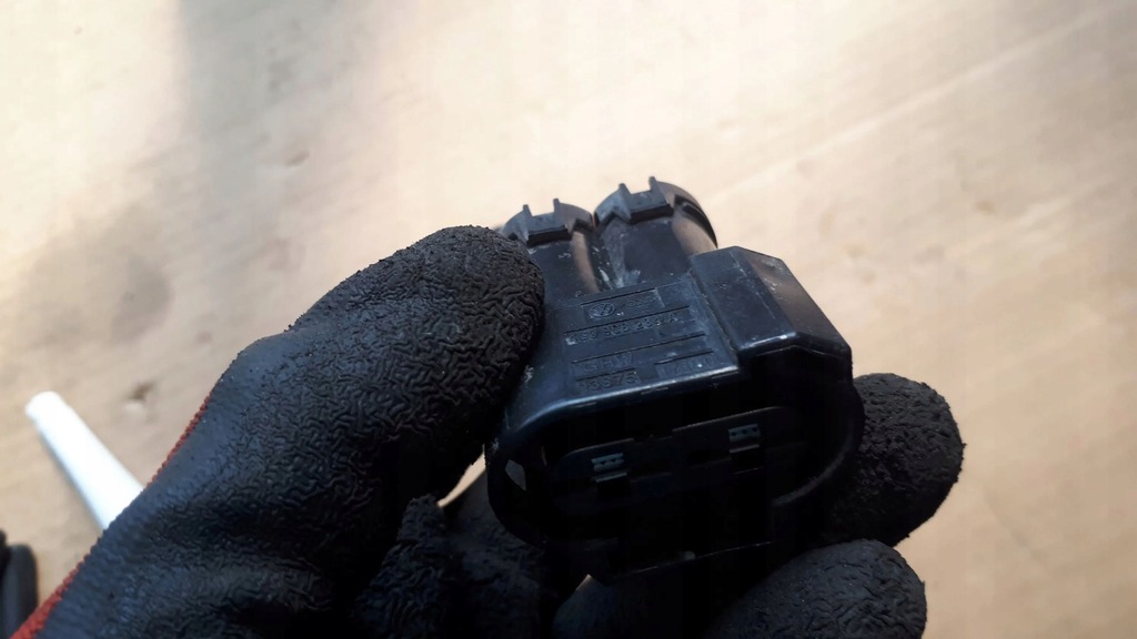 фото №10, A4 b9 8w штекер wentylayorów 4g0906234a a5 8w q5