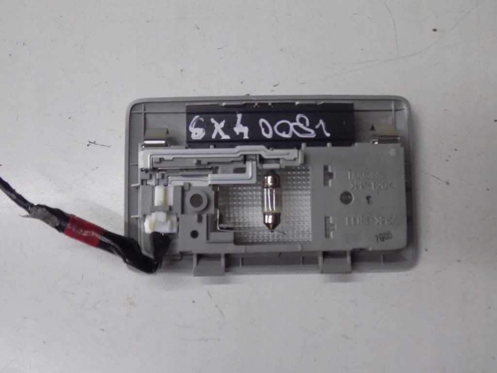 фото №6, Suzuki sx-4 sx4 лампа освещение салона кабины