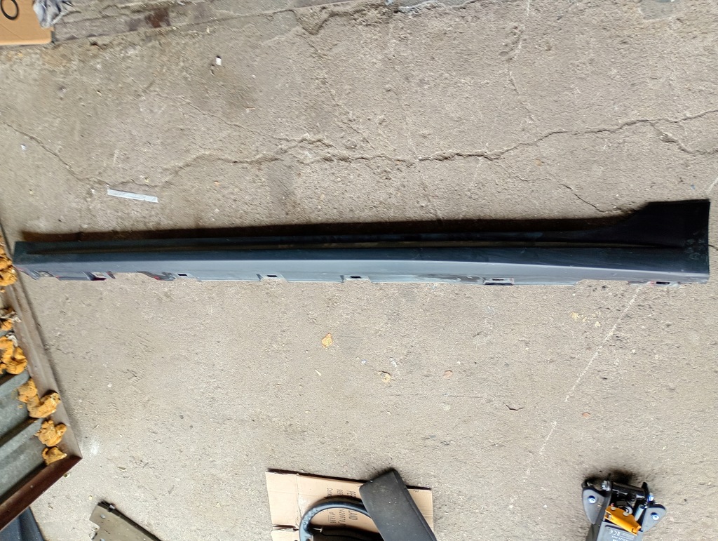 фото №1, Audi a5 8w молдинг поріг 8w8853859 sportback