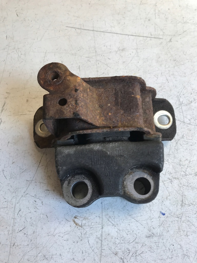 фото №2, Подушка кронштейн двигателя alfa mito 1.4 tb