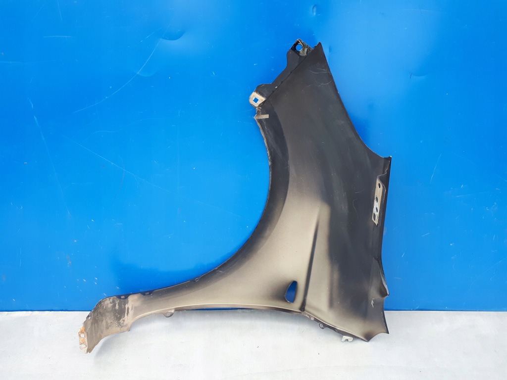 фото №9, Hyundai i20 2008-2012 08-12 крила правий перед