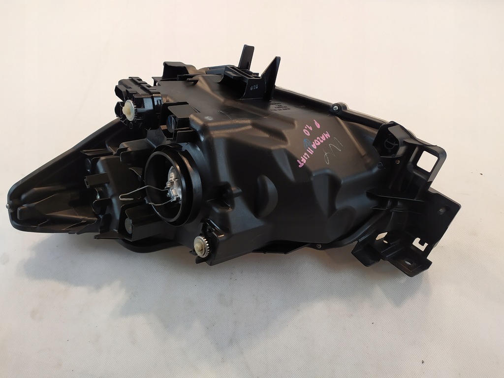 фото №12, Mazda оригинальный номер db5j-51030 лампа фара