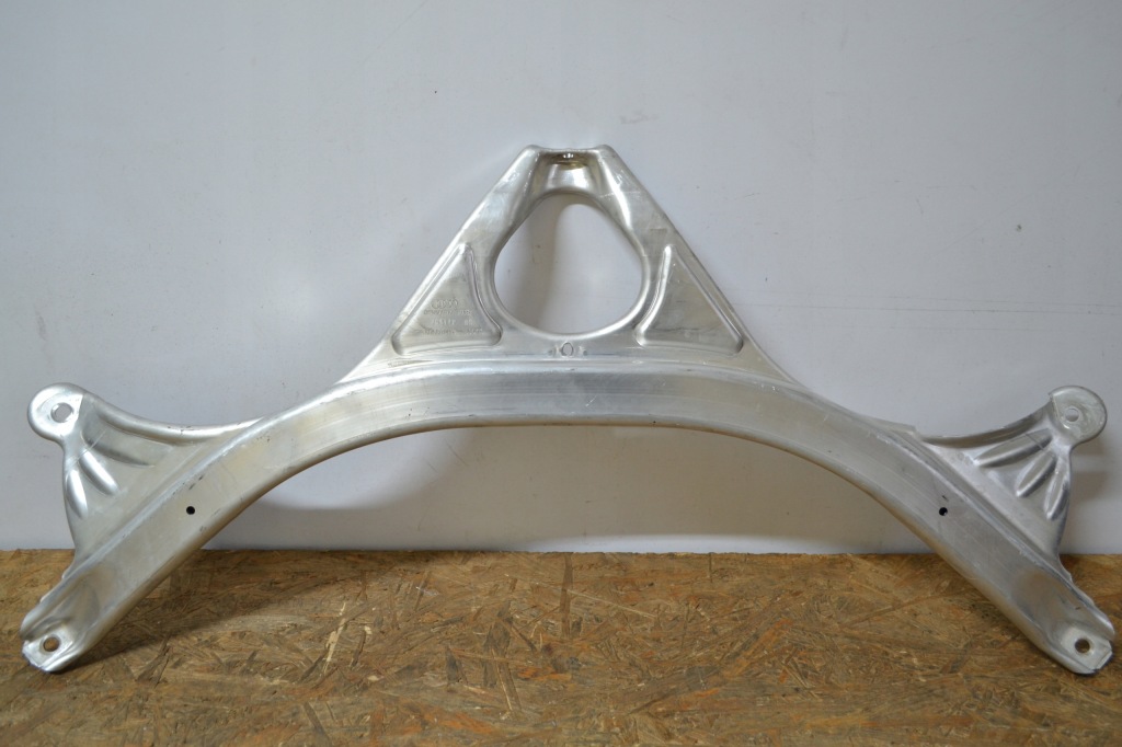 фото №1, Кронштейн поперечний audi a6 4g a7 4g0805645c