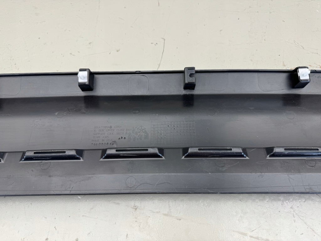 фото №8, Jeep wrangler jl iv 4 17r- спойлер накладка бампера перед передній