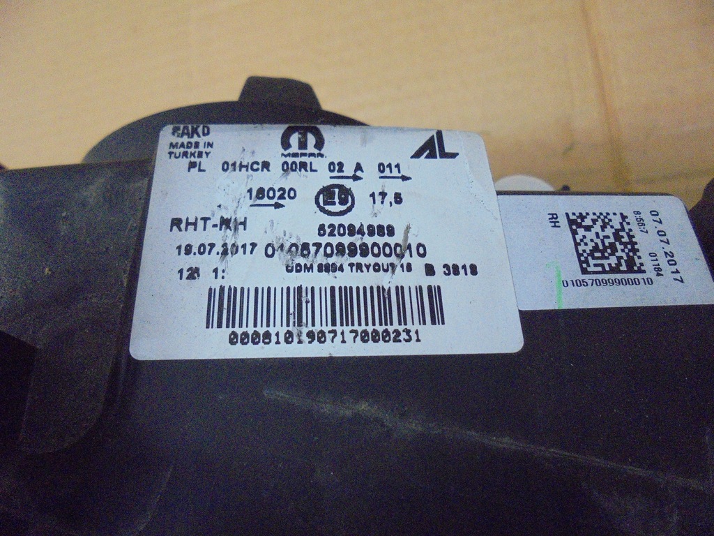 фото №2, Фара tipo правый 52094989