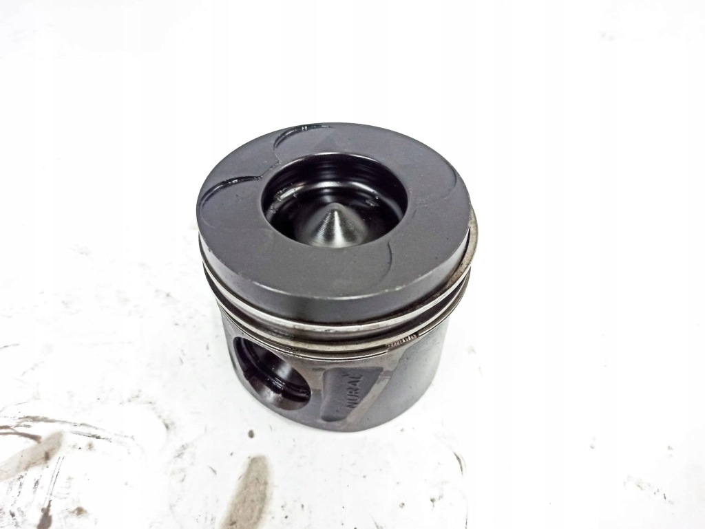 фото №3, Mercedes-benz cls c219 2005 поршни