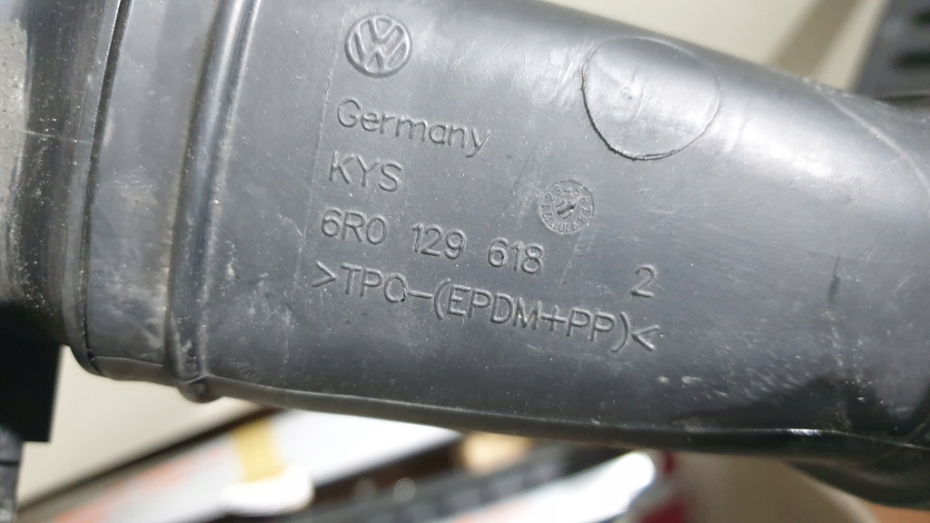 фото №9, Корпус фильтра воздуха seat ibiza iv 6r0129601c