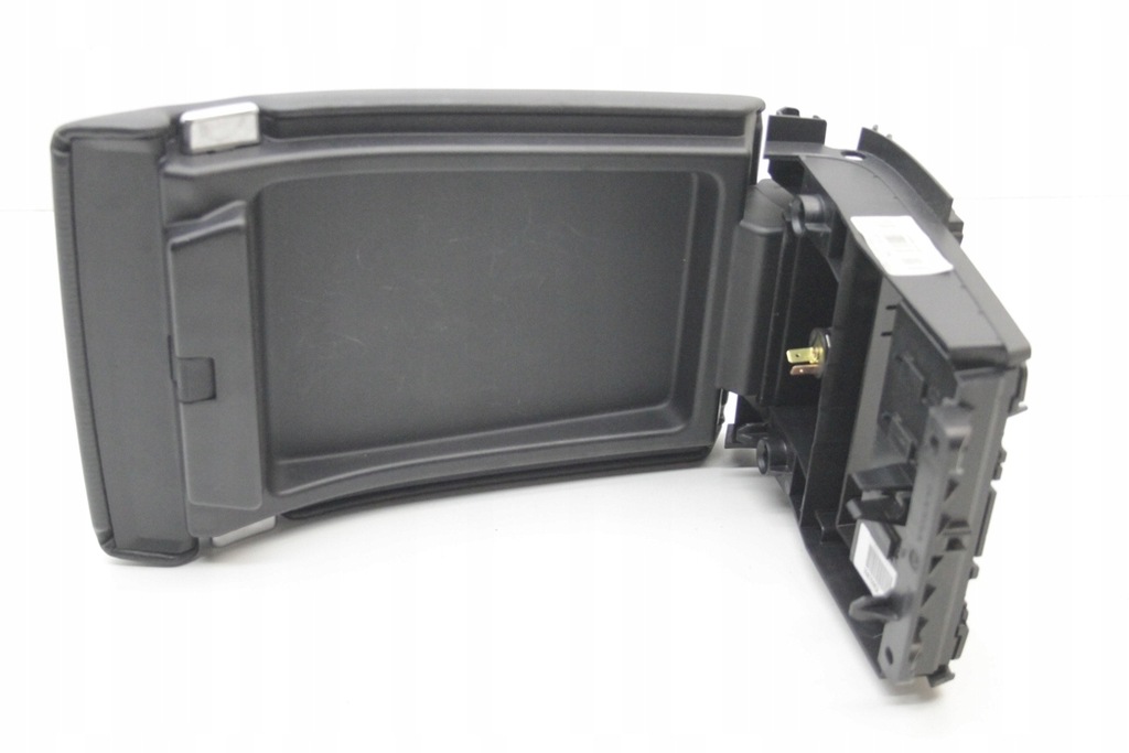 фото №10, Подлокотник volvo v70 iii bw 39870952 2.0l дизель 100kw 2008