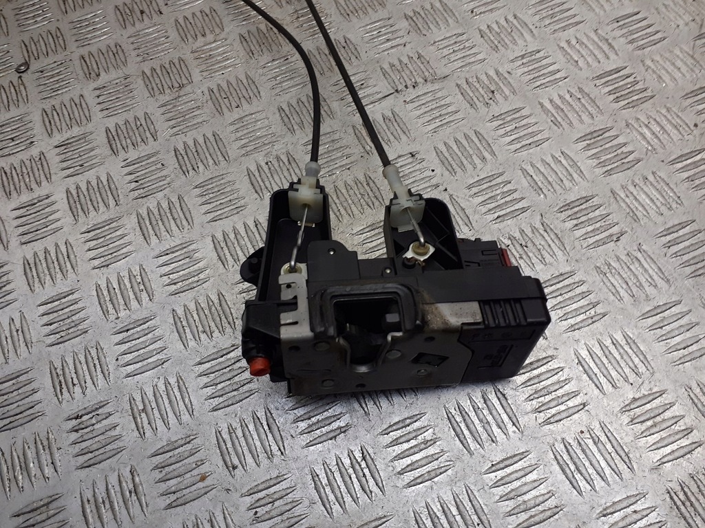 фото №1, Замок двері правий задня opel vectra c 13210761qu