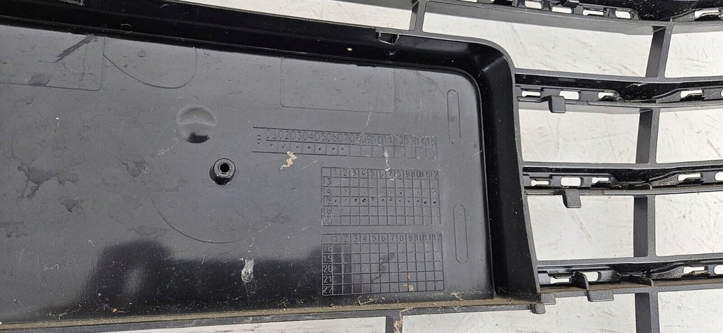 фото №5, Audi tts tt s 8s 2014- решётка радиатора решётка радиатора 8s0853651a