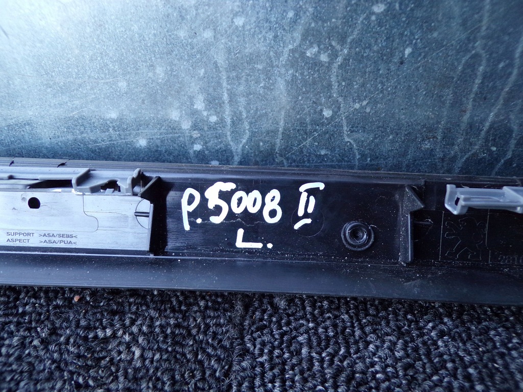 фото №5, Молдинг стекло лобовое левая peugeot 5008 ii