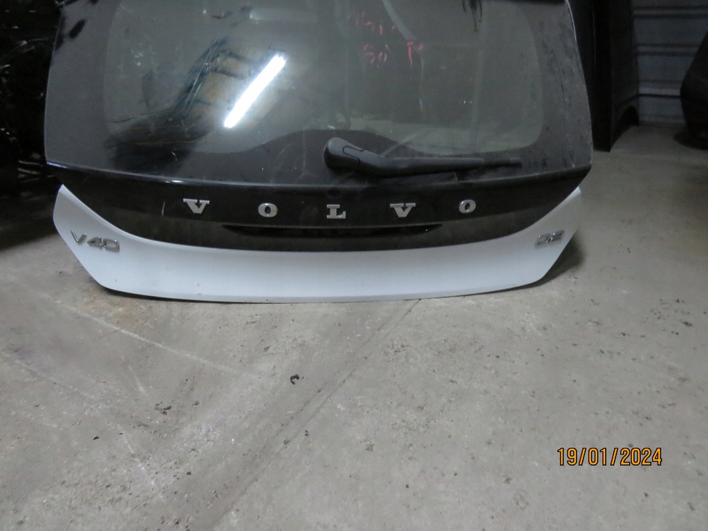 фото №1, Кришка багажника задня задня volvo v40