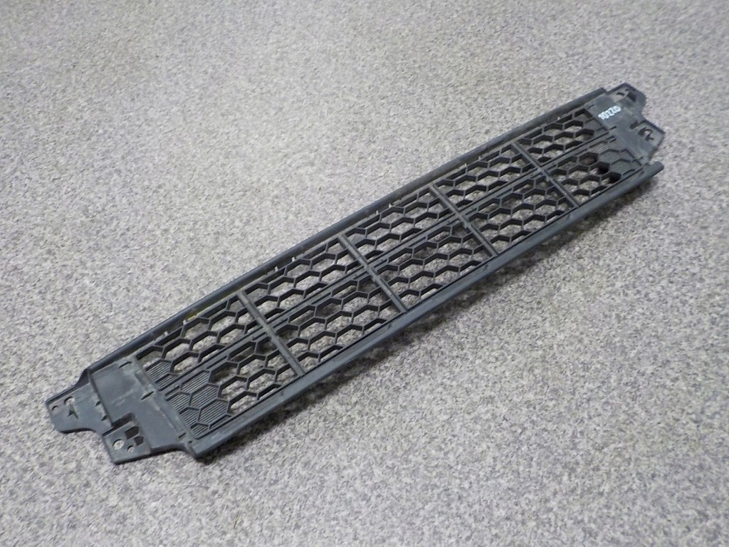 фото №1, Решітка бампера перед honda jazz iii lift 2011-