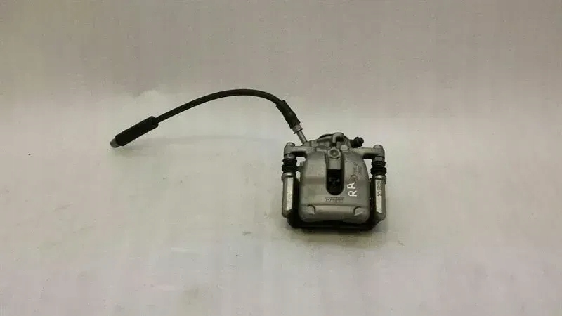 фото №1, Mercedes gla x156 правый передняя часть суппорт a0004217481 brake