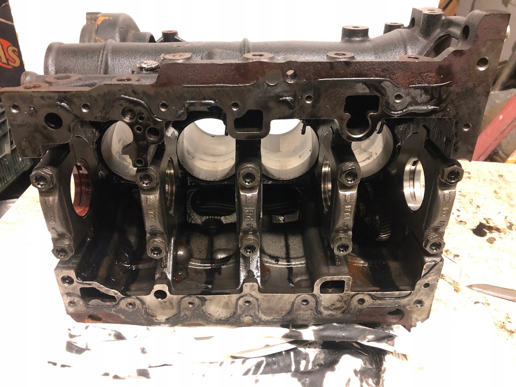 фото №7, Блок двигателя 2.0tdi 190km vw audi det deta detb