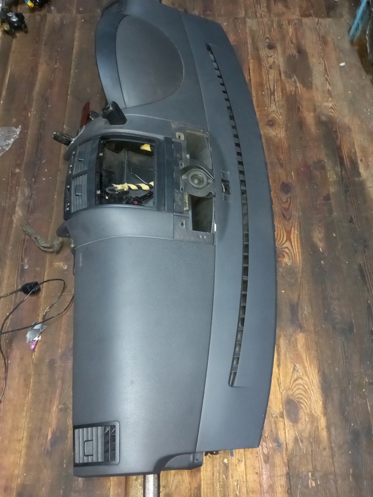 фото №1, Vw touareg 7l 03-10 r. приборная панель приборная консоль