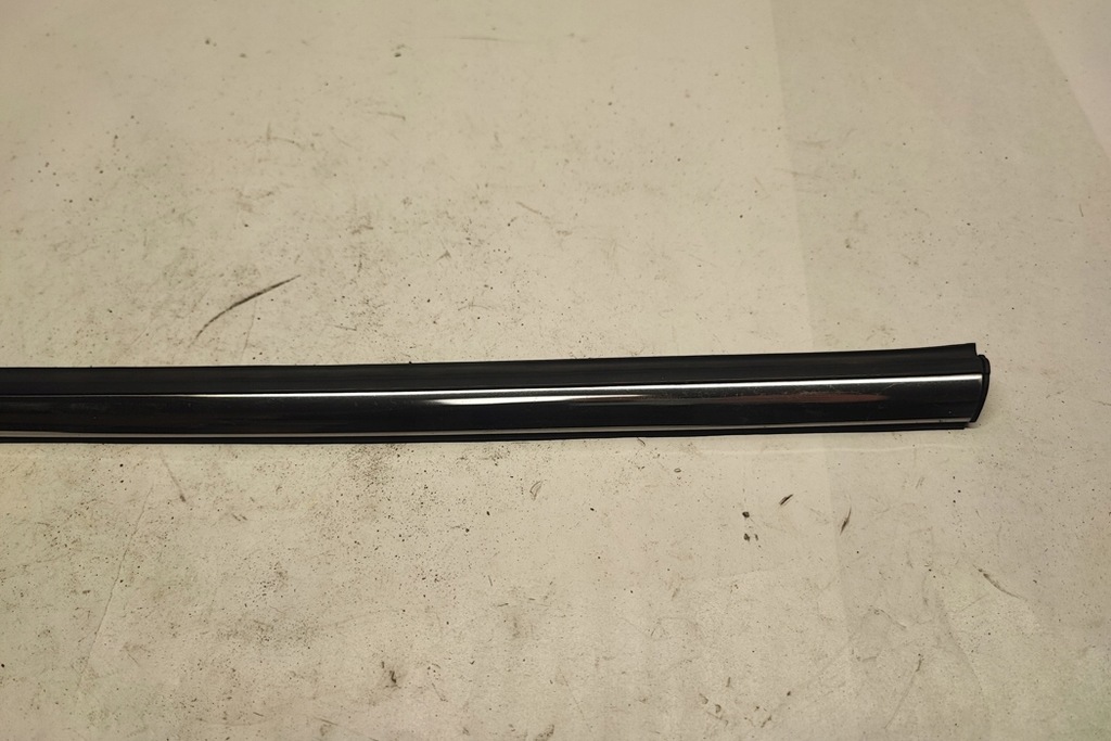 фото №8, Оббивка задніх правих двері mini clubman f54 7491332 2.0l дизель