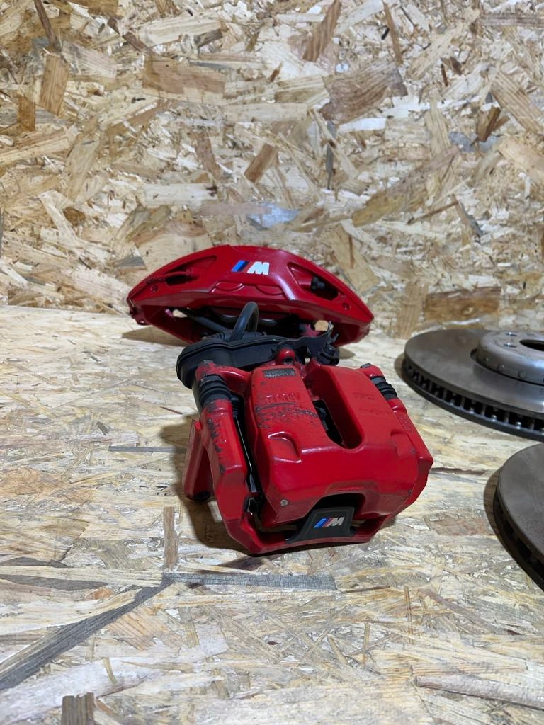 Суппорт суппорты + тормозные диски bmw x5 g05 x6 g06 x7 g07 m-pakiet 23r 9km оригинал с Разборки