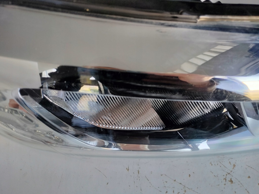 фото №3, Лампа правая фара dacia sandero ii logan 16- lift led