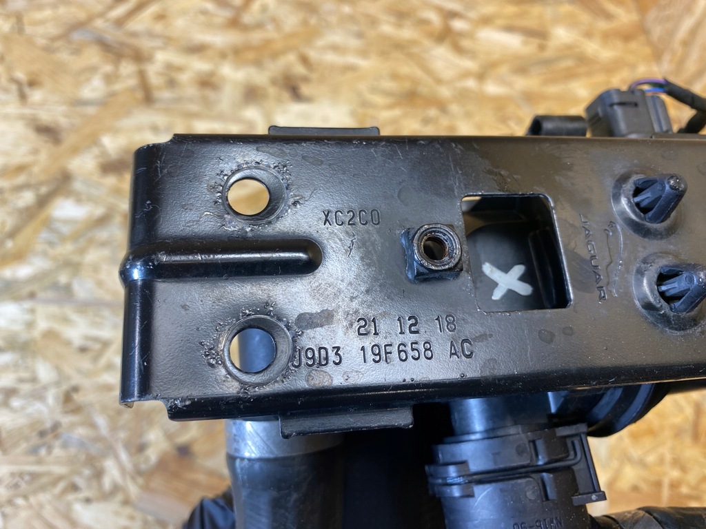 фото №9, Додаткова насос wody jaguar i-pace j9d3-8d108-ac 2018-