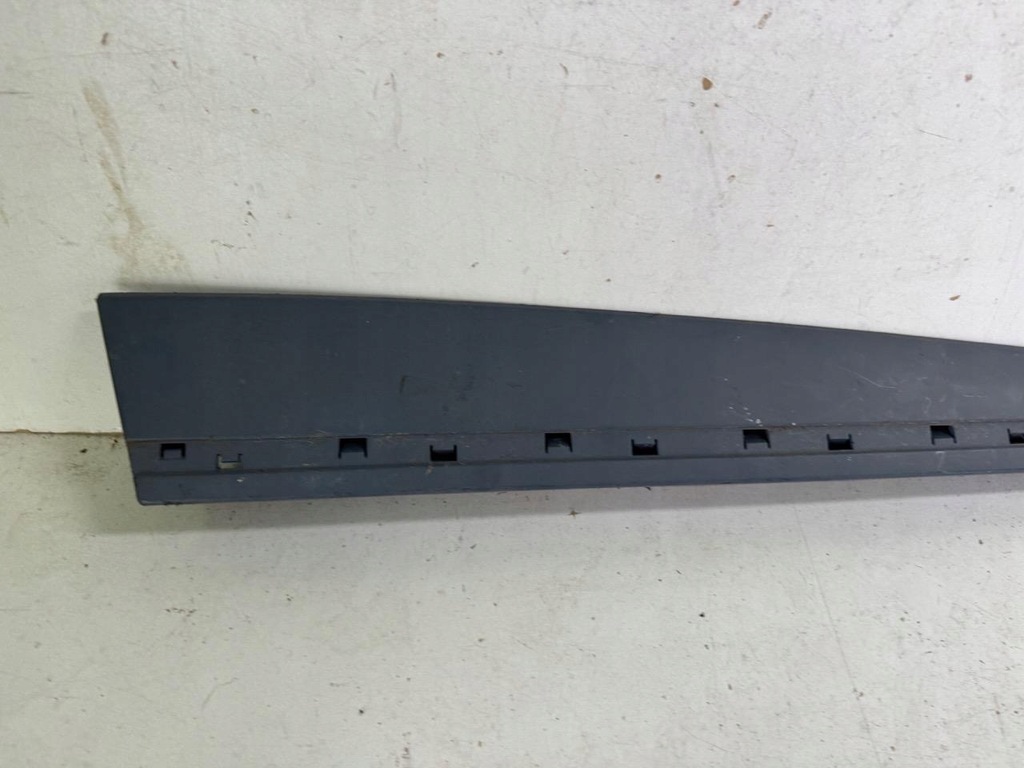 фото №3, Молдинг правая перед renault clio iv 4 12-