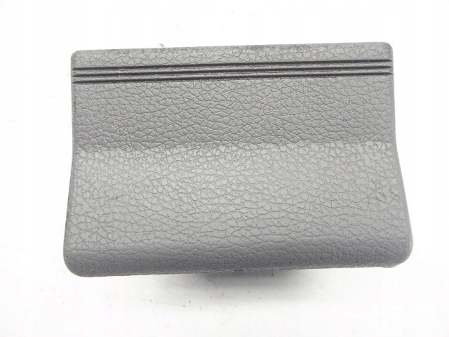 фото №1, Clio i пепельница 7700799113