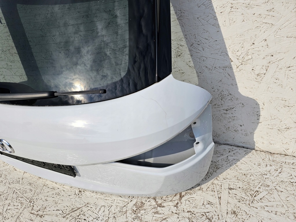 фото №5, Q3 8u крышка багажника задняя белый ly9c